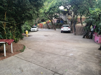 Girichintan Bunglow,,3 star