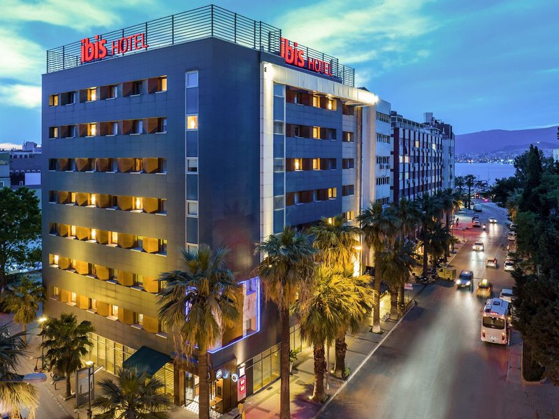 ibis izmir alsancak