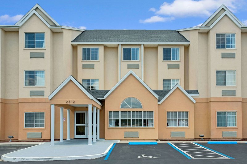 Microtel Inn & Suites By Wyndham Bushnell,Florida>>Bushnell,2 star