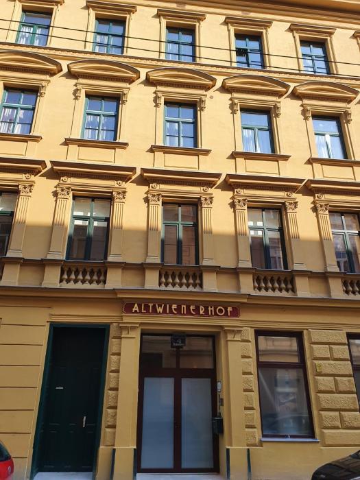 Altwienerhof,Rudolfsheim-Funfhaus>>Baden,3 star