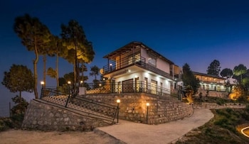 Astrevue Resort,Gumkhal, Lansdowne,4 star