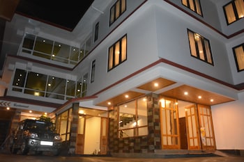 Mystic Bhumzang Hotel & Restobar,Lower Burtuk,3 star