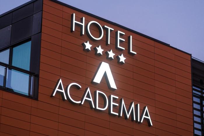 hotel academia