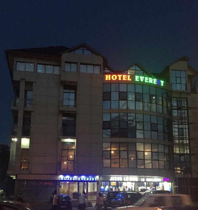 Hotel Everest Rdc,Kinshasa>>Brazzaville,3.5 star