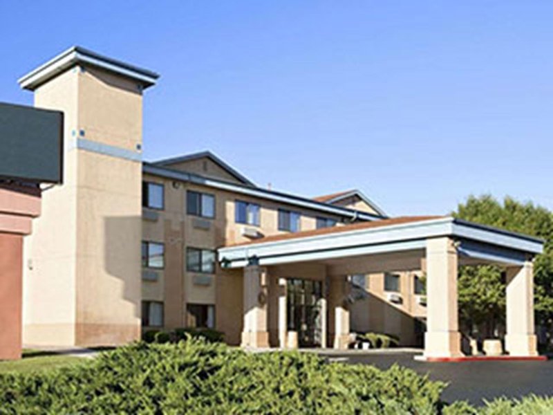 greentree inn albuquerque
