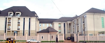 Ritz-Carinton Suites,Nigeria>>Enugu,3.5 star