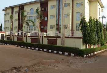 Nondon International Hotel,Nigeria>>Enugu,3.5 star