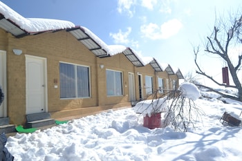 Nature Nest Eco Resort,Kufri-Chail Road, Koti,3 star