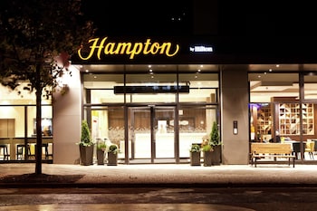 Hampton By Hilton Berlin City East Side Gallery,Friedrichshain>>Berlin,4 star