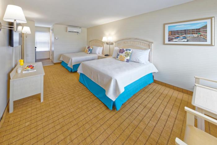dunes court