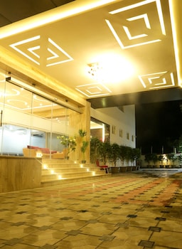 Srr Grand,Kanchipuram>>Chennai,3 star