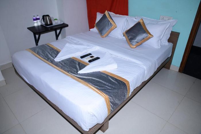 New Grand Suites Jakkur,Amruthalli Main Road,3 star