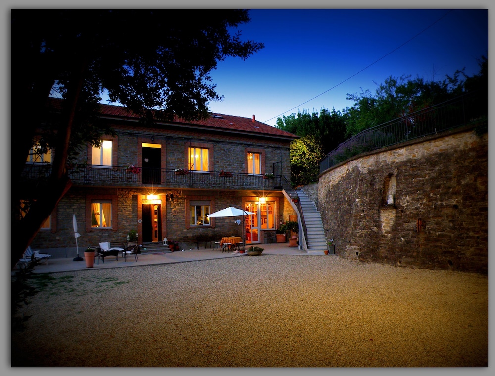 Cascina Luvot,Alessandria>>Acqui Terme,3 star