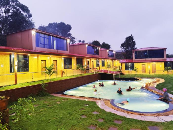Arya Resort & Spa,Old Mahabaleshwar>>Mahabaleshwar,2 star