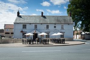 Green Dragon, Welton By Marston's Inns,Brough>>Beverley,4 star