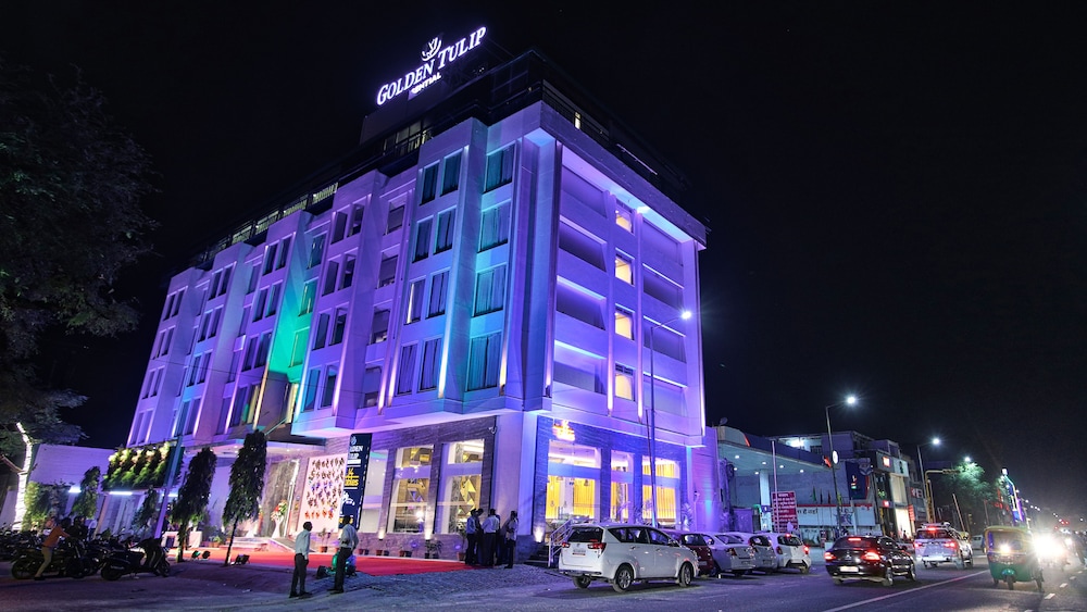 Golden Tulip Essential Jaipur,Mi Road,4 star