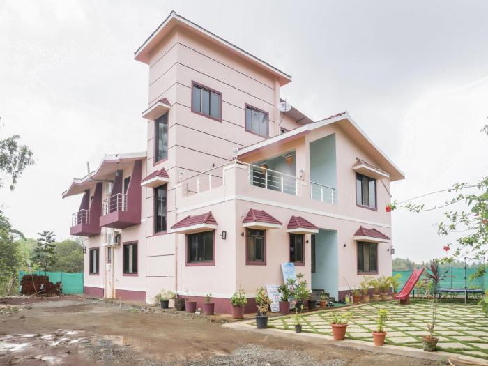 Lotus The Lake View Resort,Alibaug>>Alibag,3 star