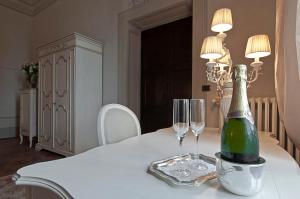 Villa Scorzi,Calci>>Buti,4 star