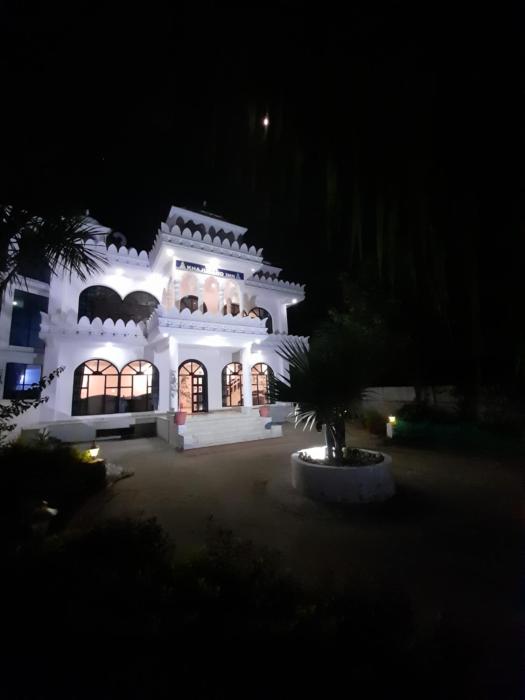 Hotel Khajuraho Inn