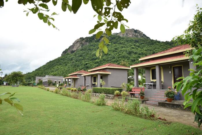 eco adventure resorts khairabera