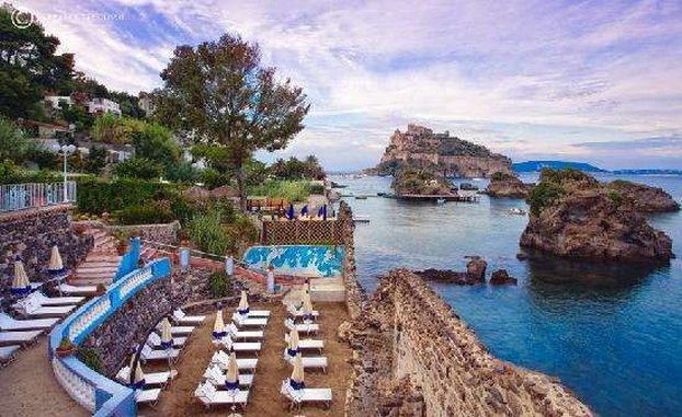 Strand Hotel Terme Delfini,Ischia Island>>Ischia,4 star