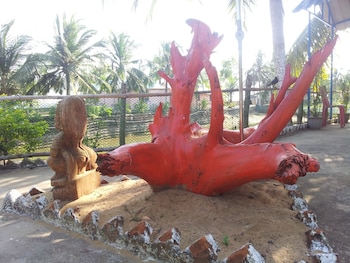 Daaven's Island Resort,Satapada>>Puri,3 star