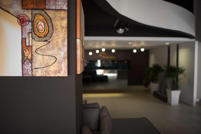 mornington hotel waterfront lumut