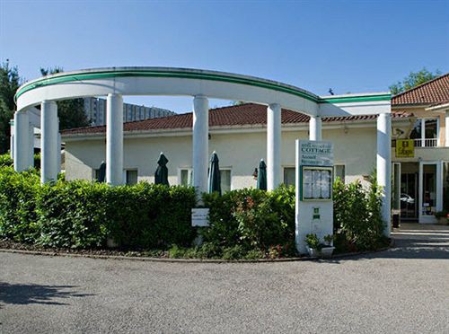 Cottage Hotel,Nancy>>Meurthe-Et-Moselle,3 star