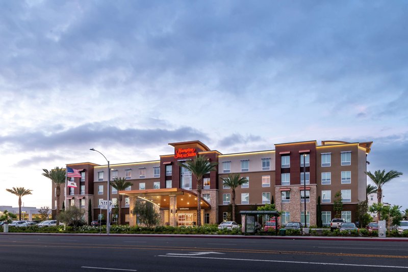 hampton inn and suites buena park