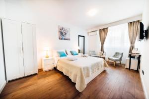the harmony rooms split