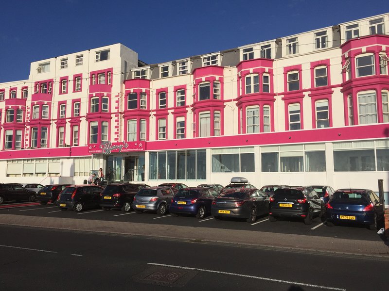 Tiffanys Hotel,Lancashire>>Blackpool,3 star