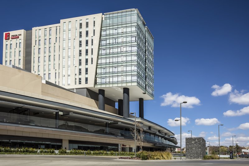 Fiesta Inn Express Queretaro Constituyentes,Avenida Constituyentes Oriente 40, Col.,3 star