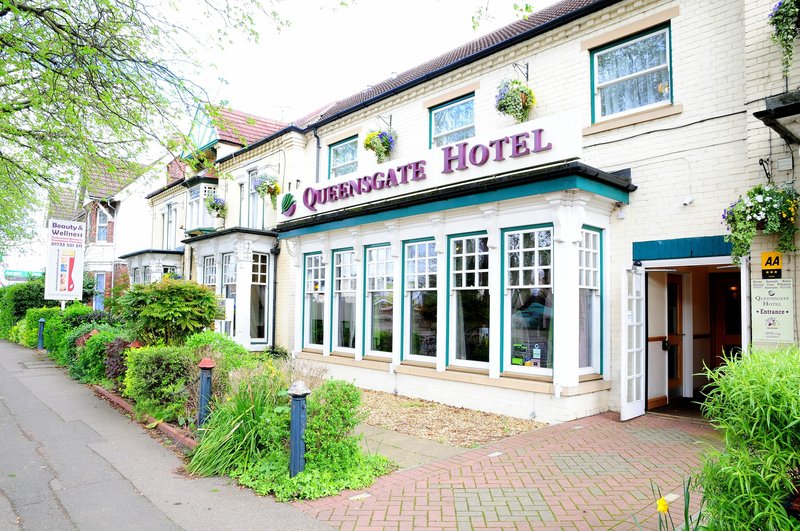 queensgate hotel