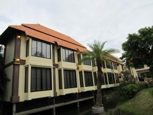 Picha Waree Resort,Khlong Krachang>>Chai Badan,3 star
