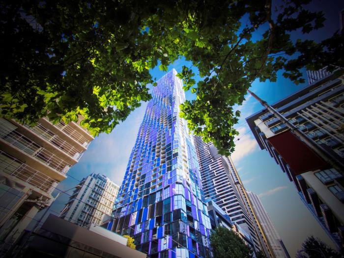Imagine Lighthouse,Melbourne>>Carlton,4 star