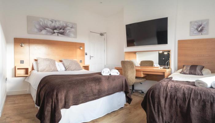 Tunnard House,Lincoln>>Boston,2 star