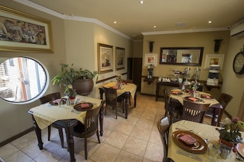 Le Cozmo Guest House,Brakpan>>Alberton,4 star