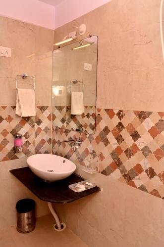 The Retreat,Varanasi>>Mirzapur,3 star