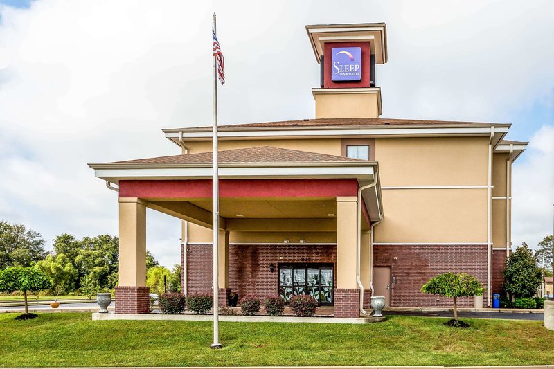 Sleep Inn & Suites Dyersburg I-155