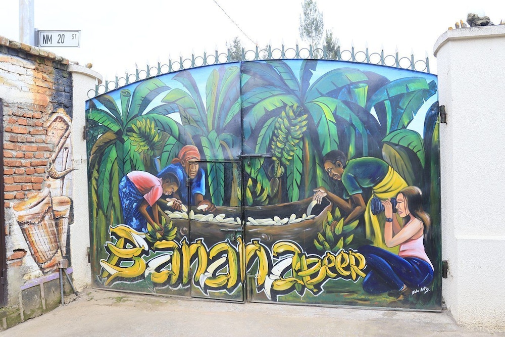 Amahoro Guest House,Near Cathedral Of Ruhengeri,2.5 star