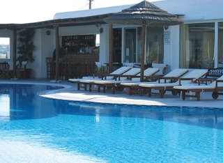 giannoulaki hotel