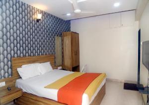 Hotel Radhika Pune,Central Pune>>Pune,2 star