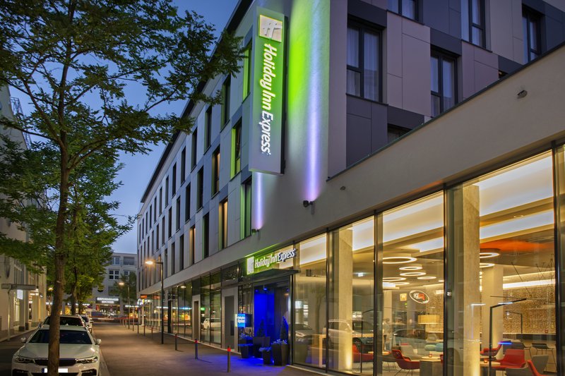 Holiday Inn Express Stuttgart - Waiblingen, An Ihg Hotel,Ditzingen>>Baden-Württemberg,3 star