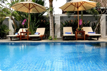 kubu garden suites and villas nusa dua