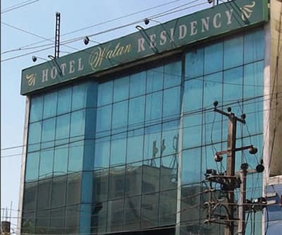 Hotel Watan Residency,Suchitra Road,4 star