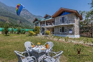 Raison Meadows,,3 star