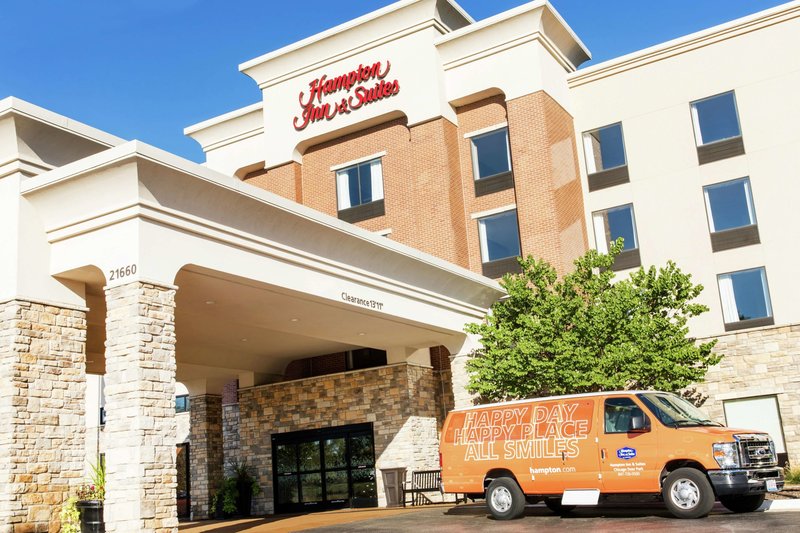 Hampton Inn & Suites Chicago Deer Park,Barrington>>Arlington Heights,2.5 star