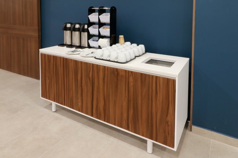 holiday inn express and suites playa del carmen