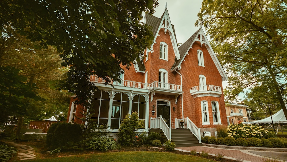 Merrill House,Picton>>Belleville,4 star