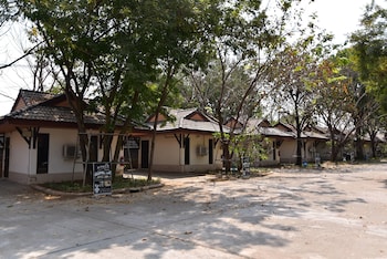 Bangrak Resort,Nakhon Sawan Province>>Nakhon Sawan,2.5 star